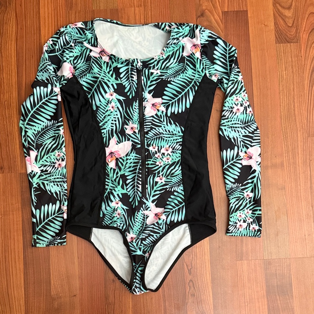 NESY Women’s One Piece UV Protection Rash Guard Swimsuit